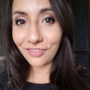 Meet your Posher, Miriam